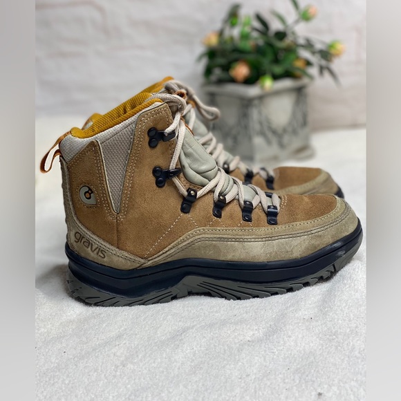 Gravis Dune Total grey leather woman boots  size 6.5 - Picture 2 of 7